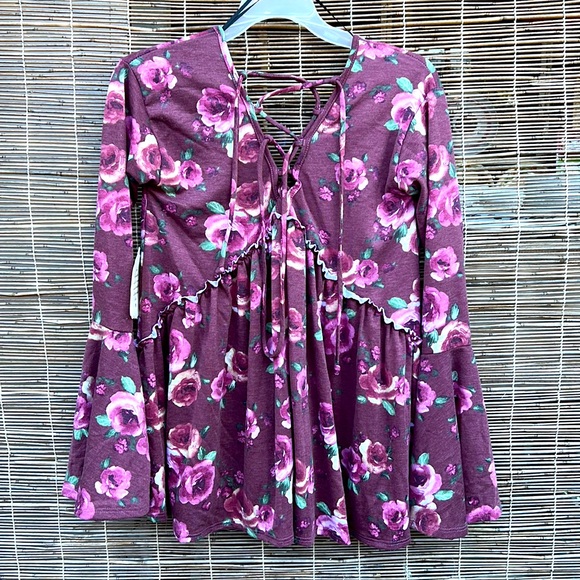 Altered state belle sleeve top size small NWT - Picture 2 of 2